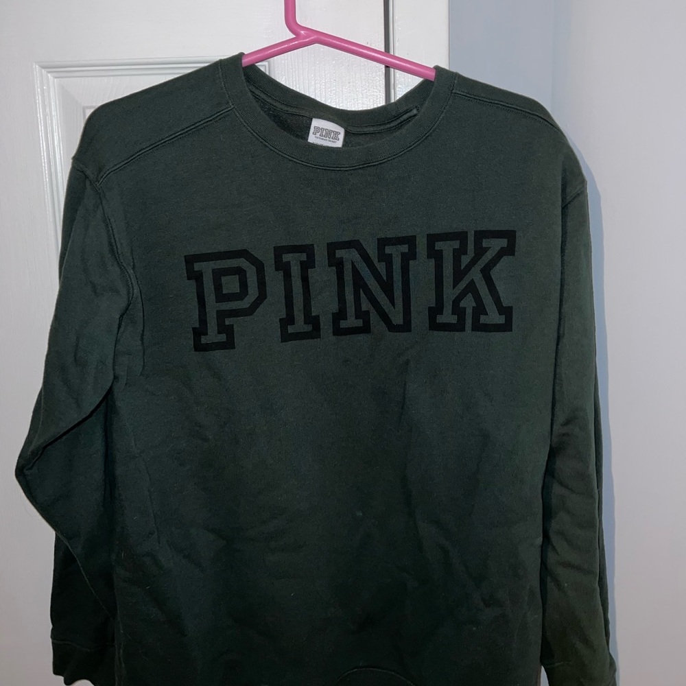 VS PINK CREW NECK